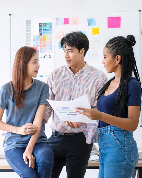 企画　マーケティング